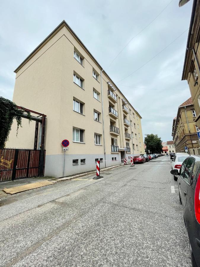 Ferienwohnung Podtatranskeho Old Town Košice Exterior foto
